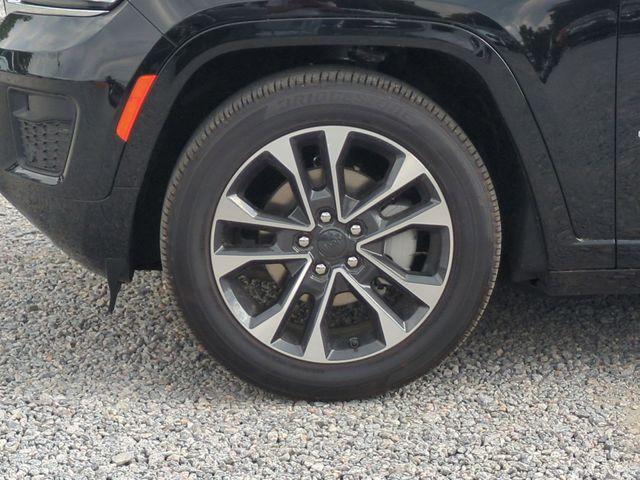 new 2025 Jeep Grand Cherokee car, priced at $59,210