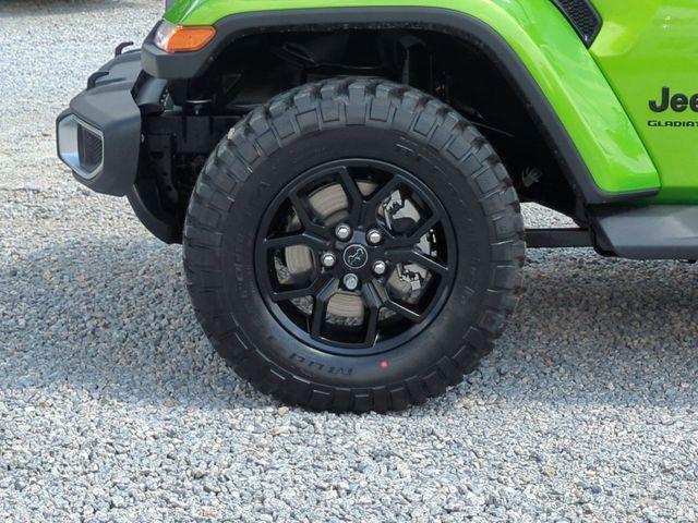 new 2025 Jeep Gladiator car, priced at $44,953