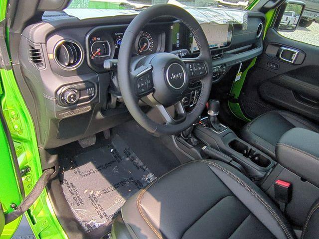 new 2025 Jeep Gladiator car, priced at $44,953