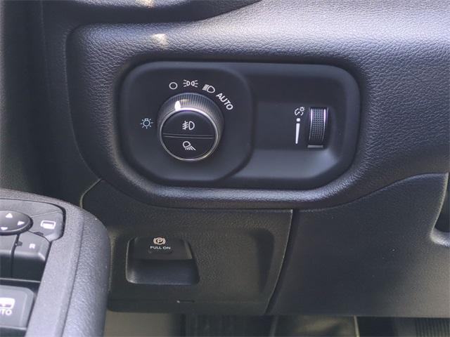 new 2025 Ram 1500 car, priced at $45,724
