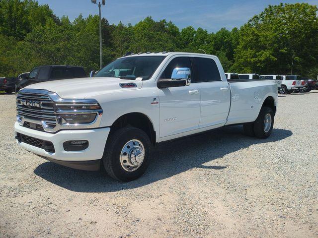 new 2025 Ram 3500 car, priced at $86,615
