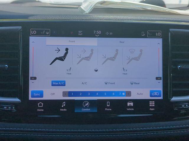 new 2025 Chrysler Pacifica car, priced at $41,660