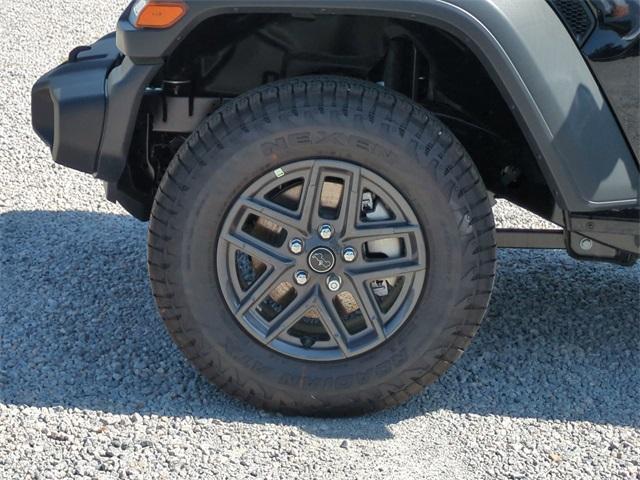 new 2025 Jeep Wrangler car, priced at $45,233
