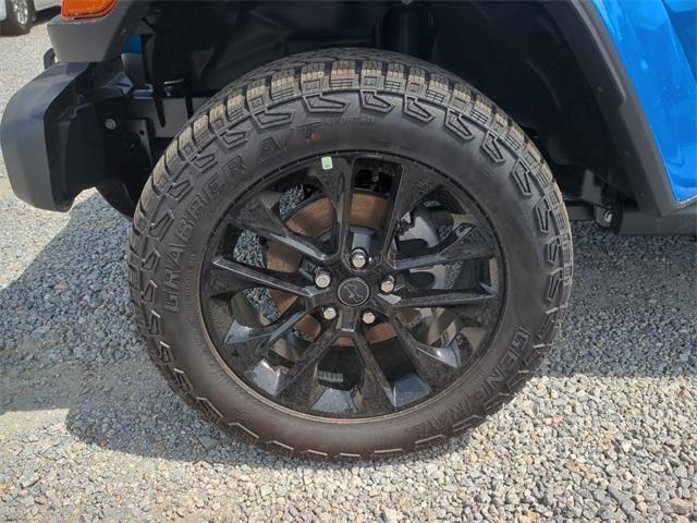 new 2025 Jeep Gladiator car, priced at $43,070
