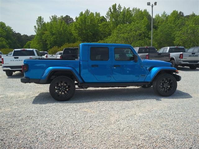 new 2025 Jeep Gladiator car, priced at $43,070