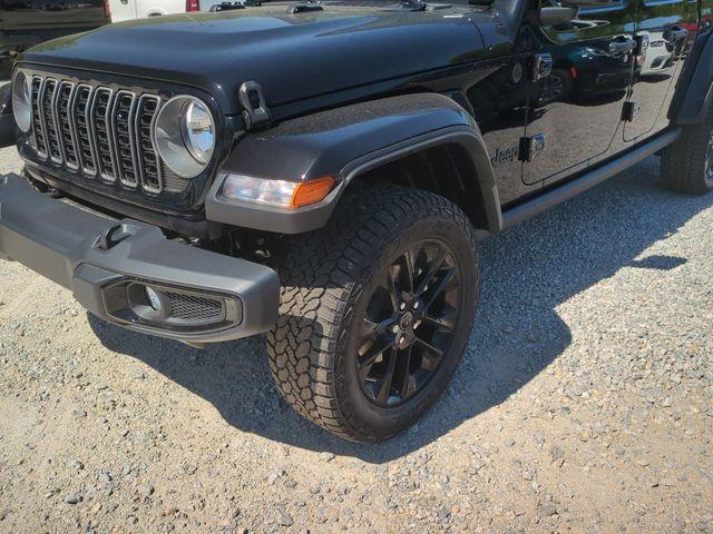 new 2025 Jeep Gladiator car, priced at $43,404