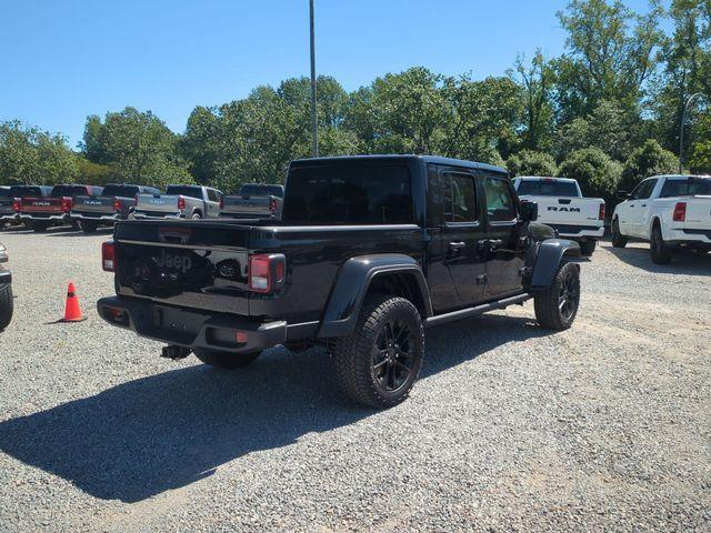 new 2025 Jeep Gladiator car, priced at $43,404