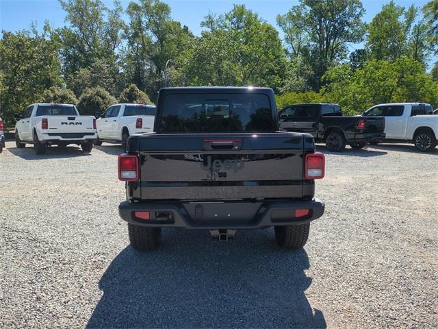 new 2025 Jeep Gladiator car, priced at $40,931