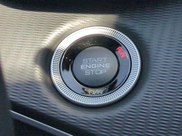 new 2025 Jeep Grand Cherokee L car, priced at $43,325