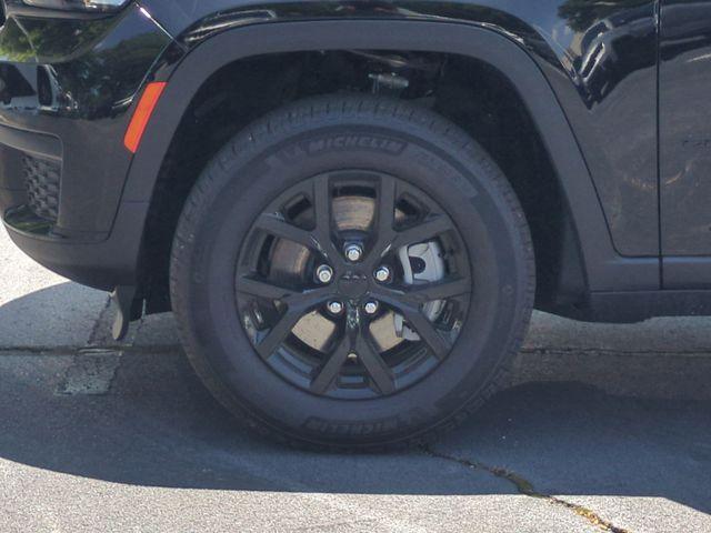 new 2025 Jeep Grand Cherokee L car, priced at $43,325
