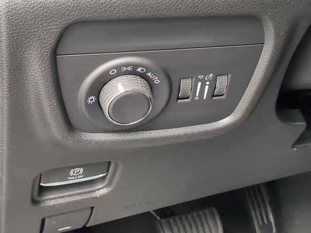 new 2025 Jeep Grand Cherokee L car, priced at $42,360