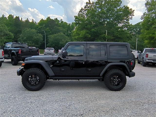 new 2025 Jeep Wrangler car, priced at $50,320