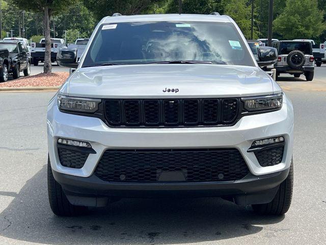 new 2025 Jeep Grand Cherokee car, priced at $50,395