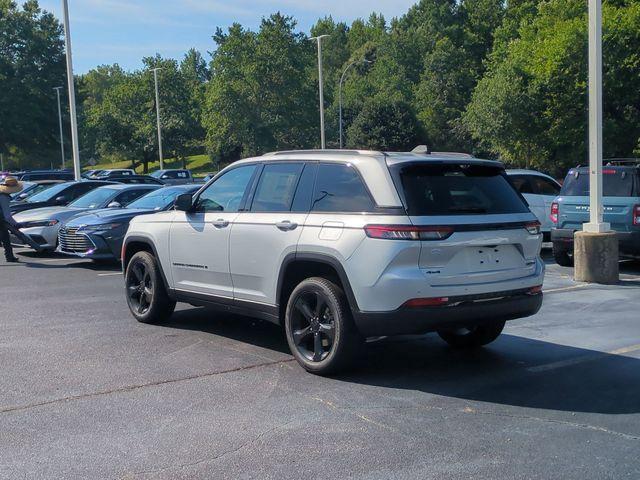 new 2025 Jeep Grand Cherokee car, priced at $51,563
