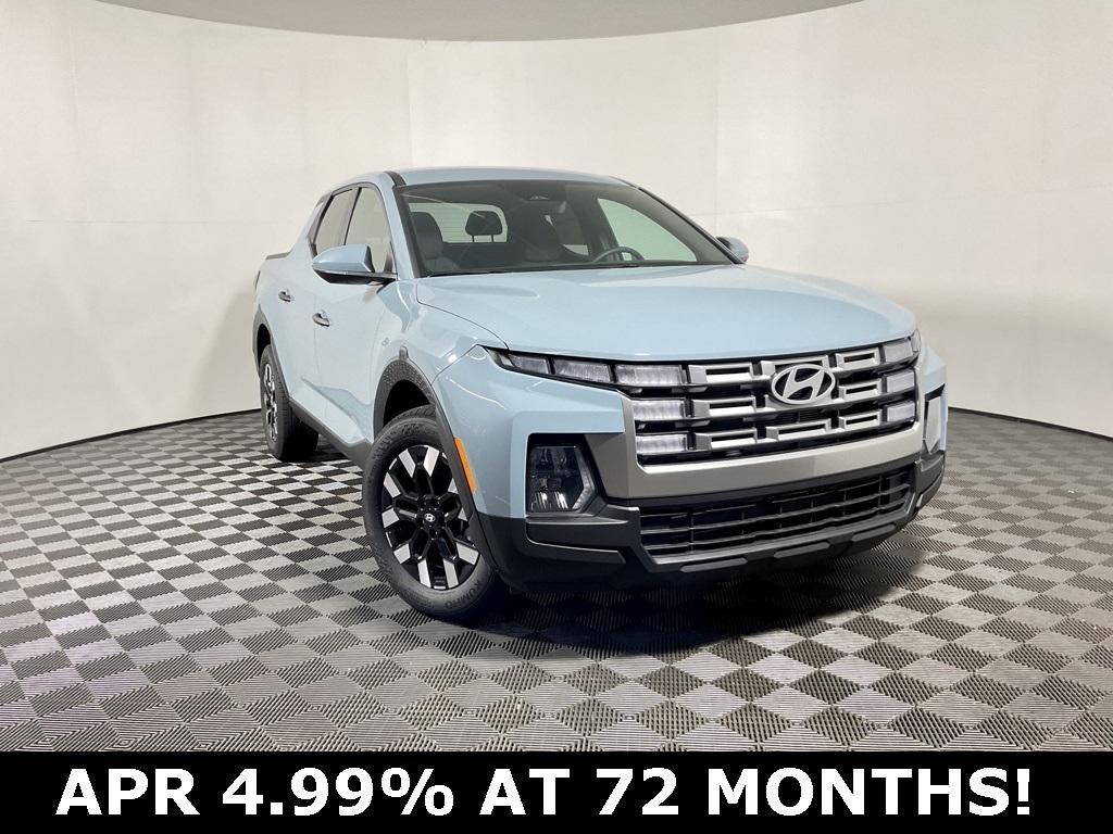 new 2025 Hyundai SANTA CRUZ car, priced at $30,000