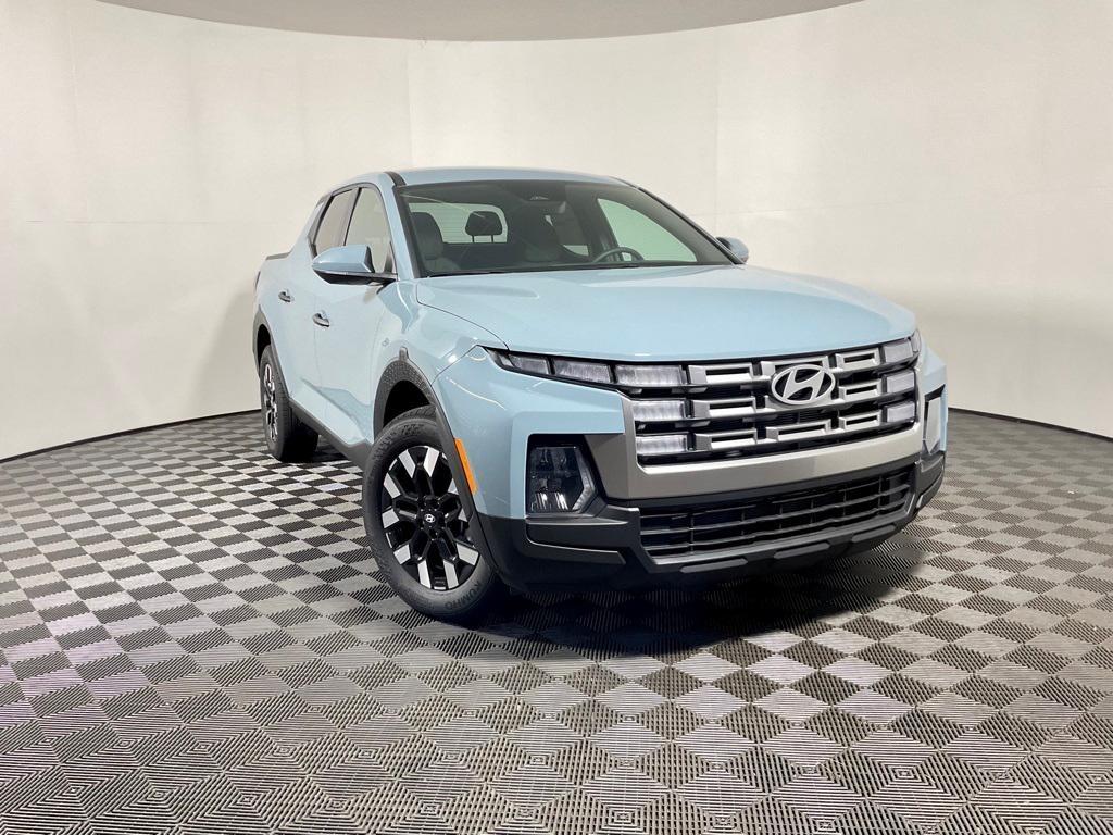 new 2025 Hyundai SANTA CRUZ car, priced at $30,000