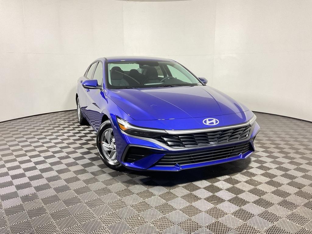 new 2025 Hyundai Elantra car, priced at $23,230