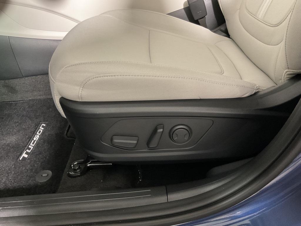 new 2025 Hyundai Tucson car, priced at $31,192