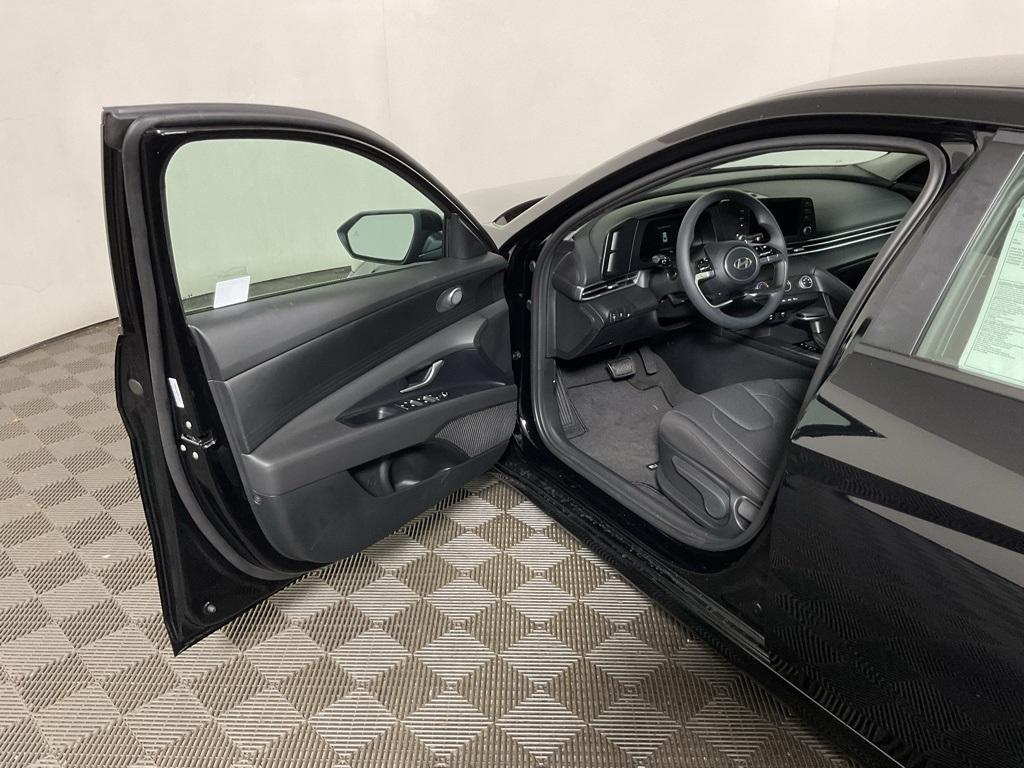 new 2025 Hyundai Elantra car, priced at $23,285