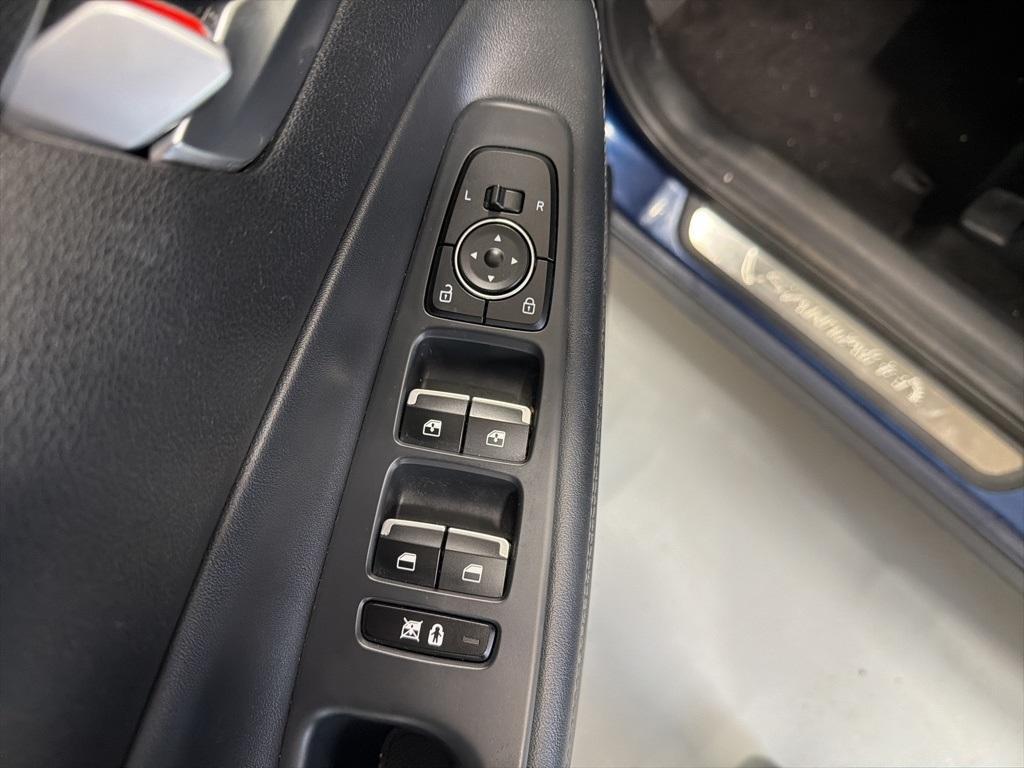 used 2020 Hyundai Santa Fe car, priced at $16,000