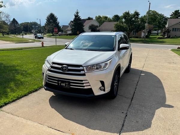 used 2017 Toyota Highlander car, priced at $19,000