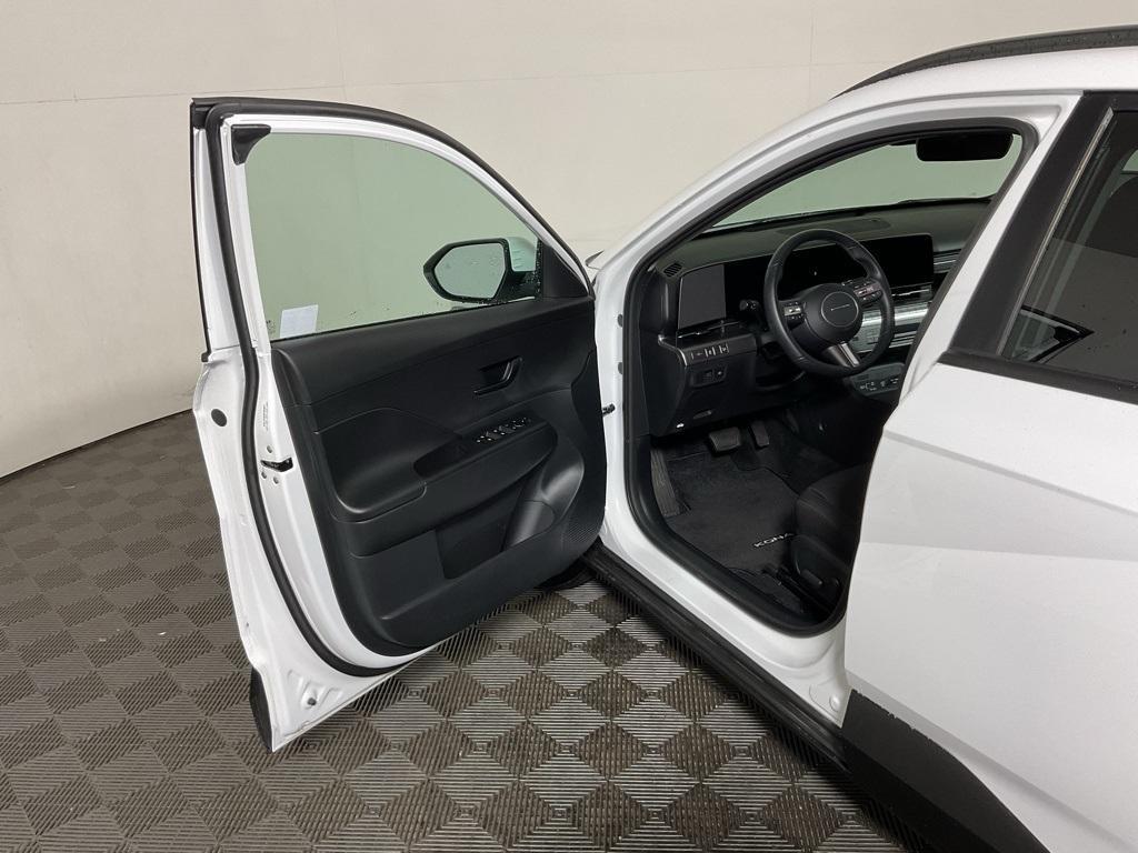 new 2025 Hyundai Kona car, priced at $28,095