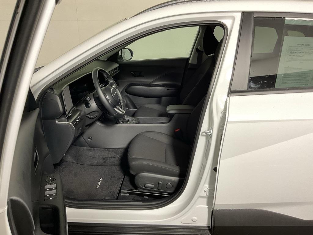 new 2025 Hyundai Kona car, priced at $28,095