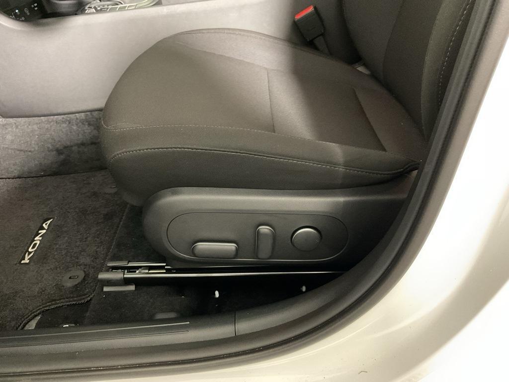 new 2025 Hyundai Kona car, priced at $28,095