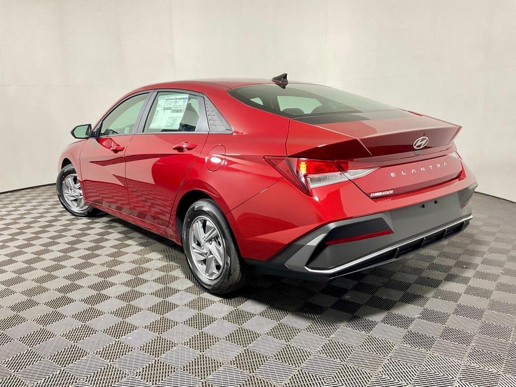 new 2025 Hyundai Elantra car, priced at $23,000