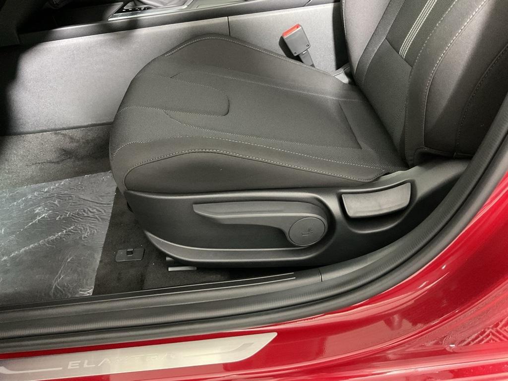 new 2025 Hyundai Elantra car, priced at $23,000