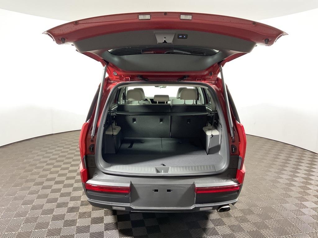 new 2025 Hyundai Santa Fe car, priced at $39,714