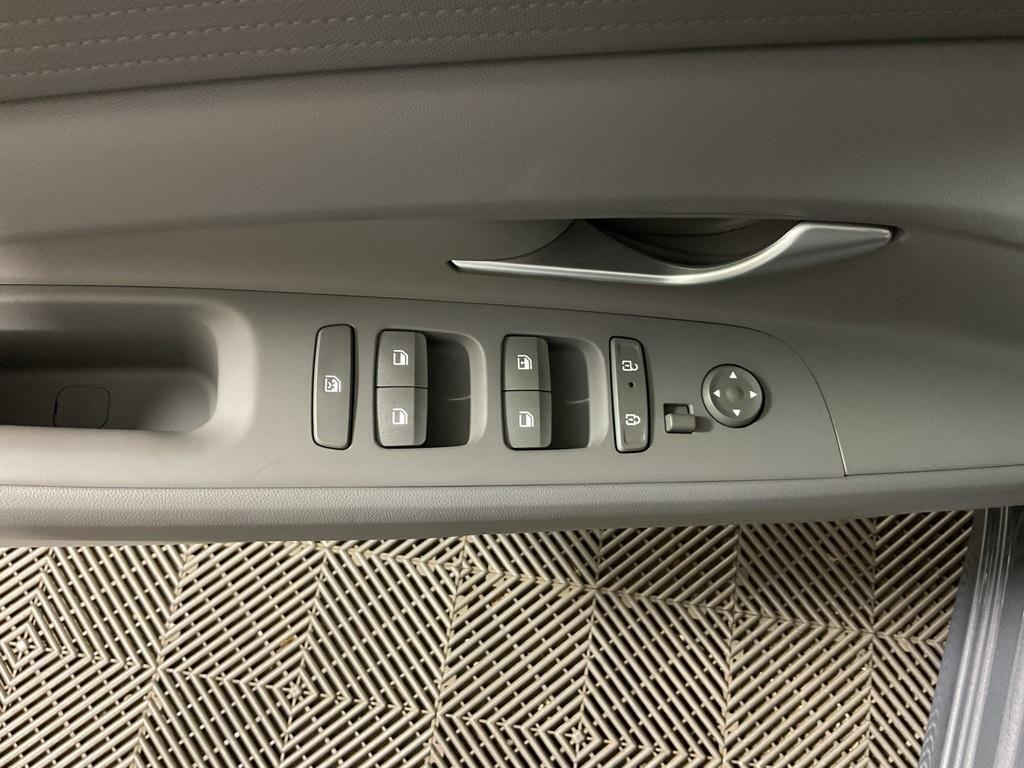 new 2025 Hyundai Elantra car, priced at $22,124