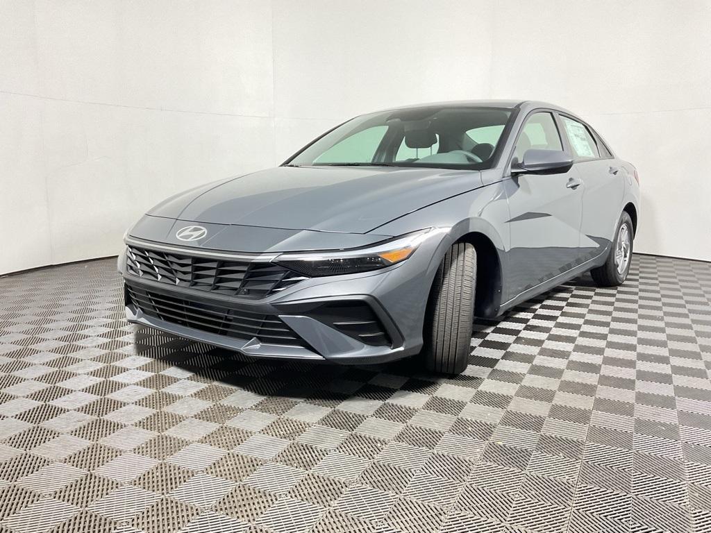 new 2025 Hyundai Elantra car, priced at $22,124