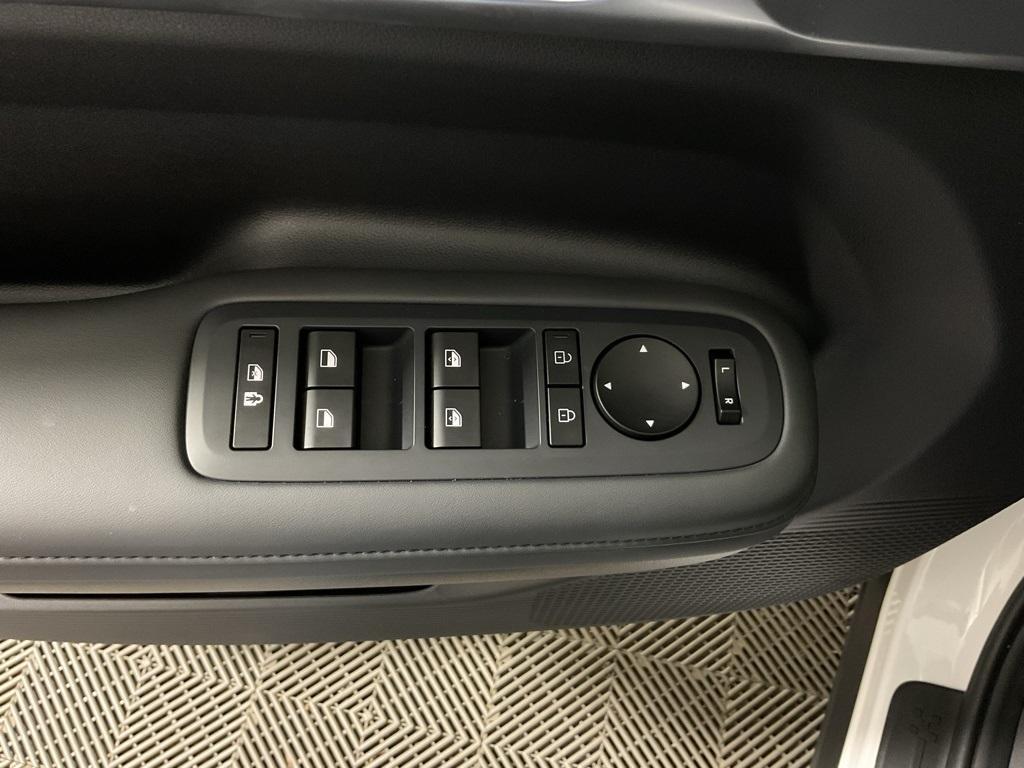 new 2025 Hyundai Santa Fe car, priced at $40,560