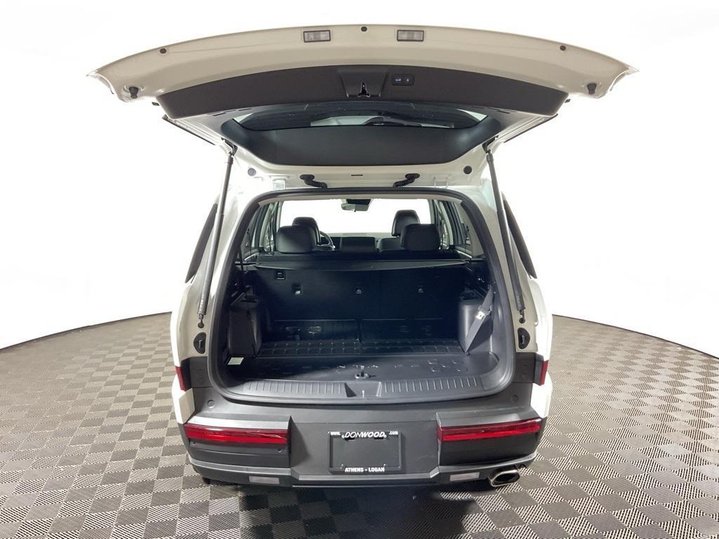 new 2025 Hyundai Santa Fe car, priced at $40,560