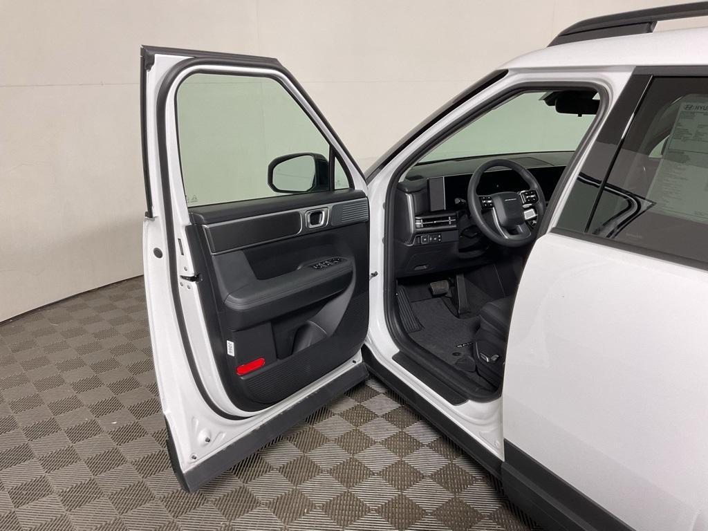 new 2025 Hyundai Santa Fe car, priced at $40,560