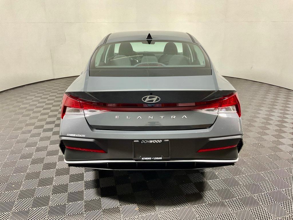 new 2025 Hyundai Elantra car, priced at $22,434