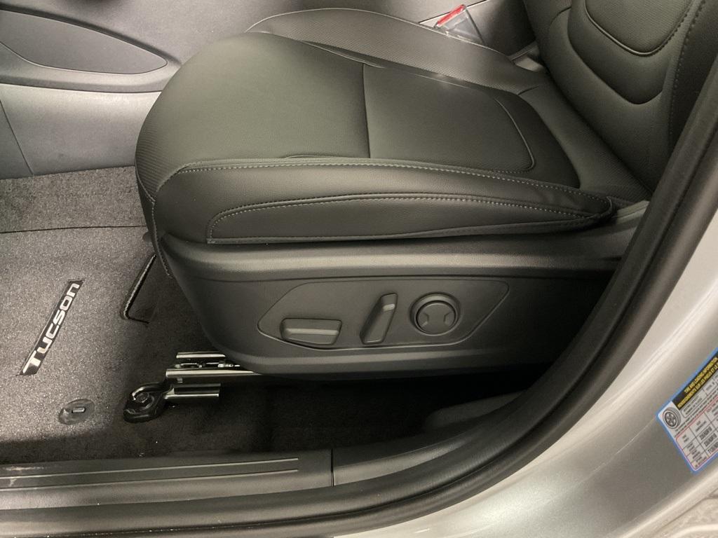 new 2026 Hyundai Tucson car, priced at $35,000
