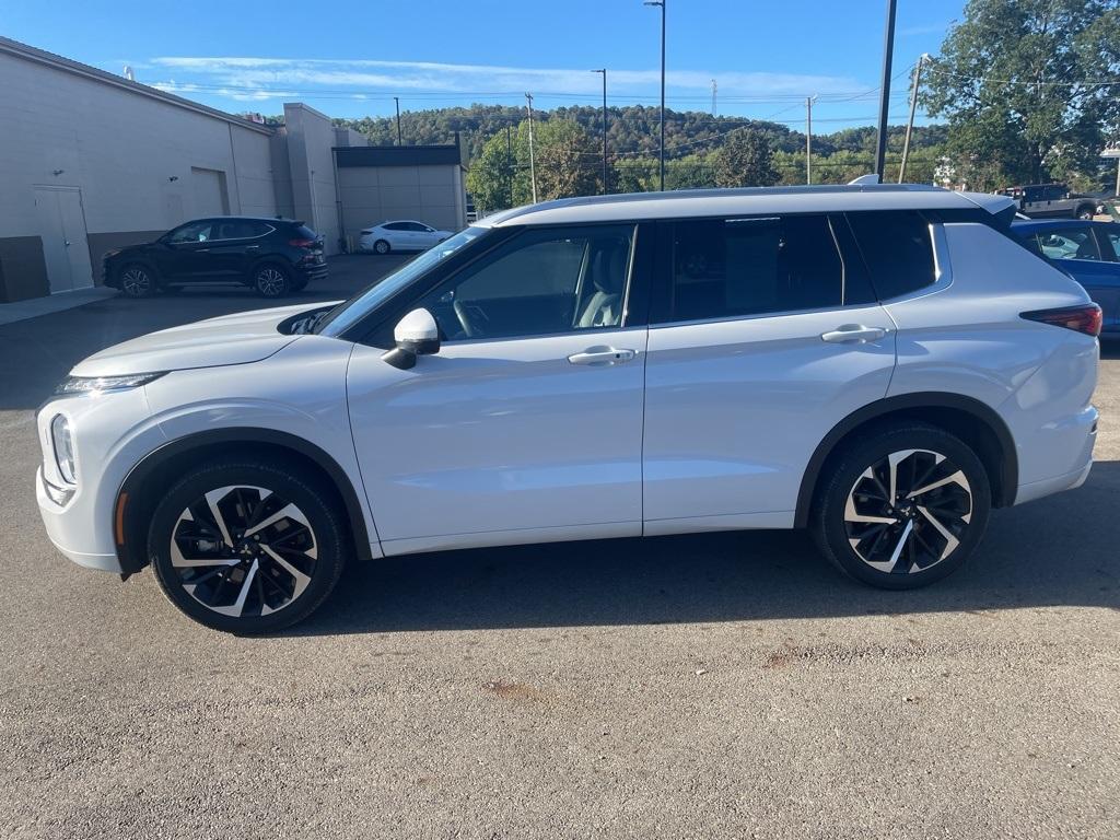 used 2023 Mitsubishi Outlander car, priced at $27,500