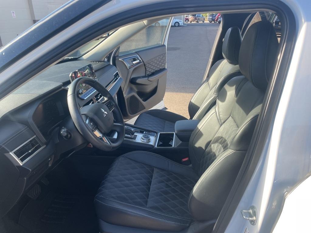 used 2023 Mitsubishi Outlander car, priced at $27,500
