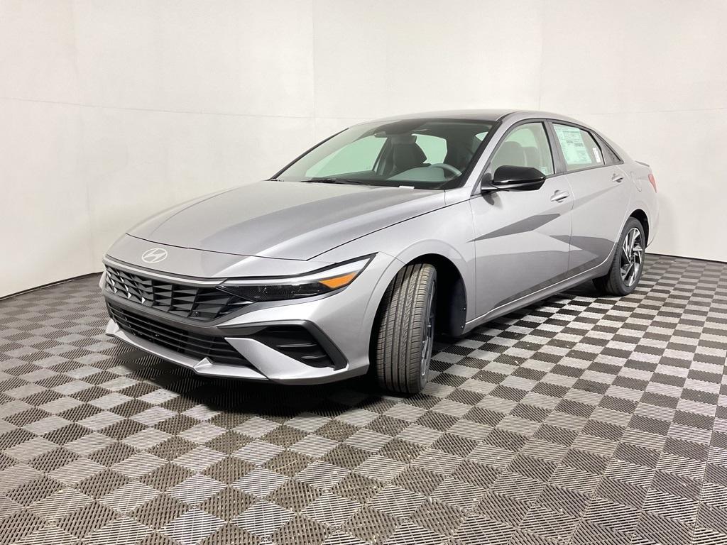 new 2025 Hyundai Elantra car, priced at $23,475