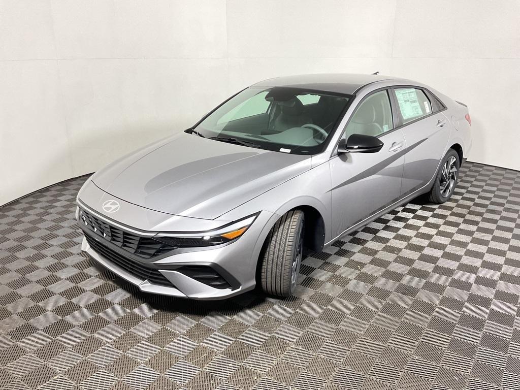 new 2025 Hyundai Elantra car, priced at $23,475
