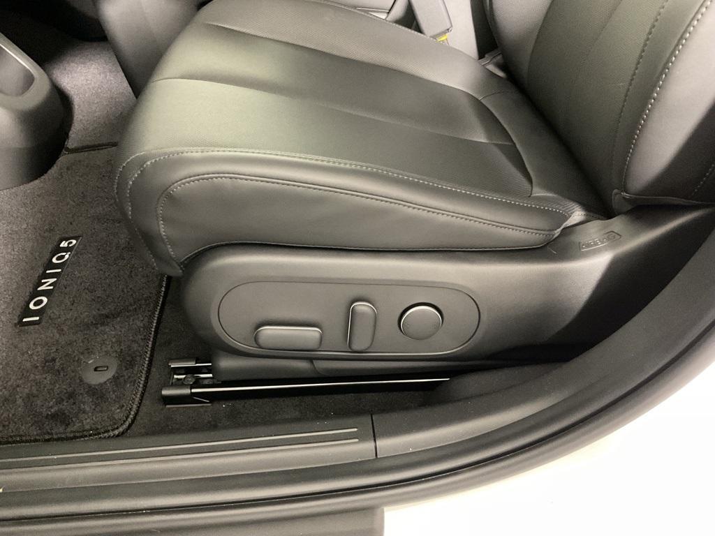 new 2025 Hyundai IONIQ 5 car, priced at $47,700