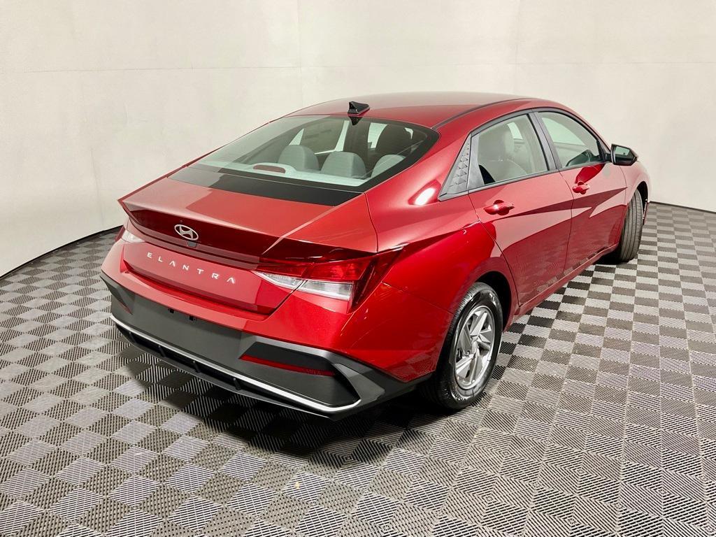 new 2025 Hyundai Elantra car, priced at $23,000