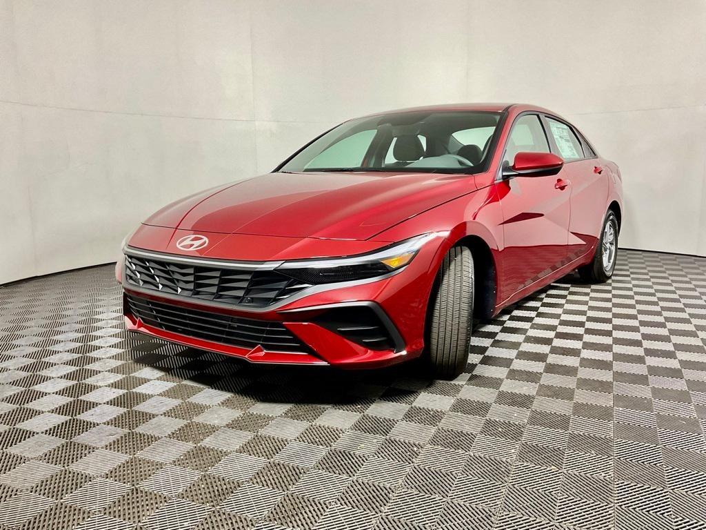 new 2025 Hyundai Elantra car, priced at $23,000