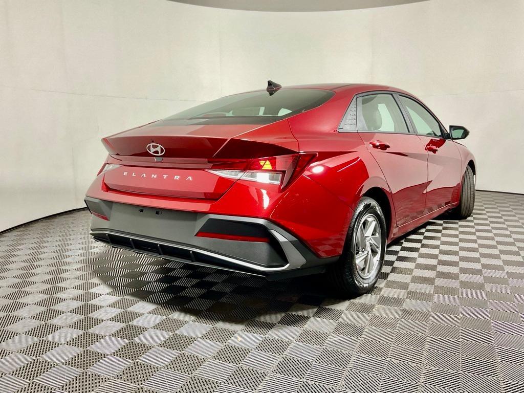 new 2025 Hyundai Elantra car, priced at $23,000