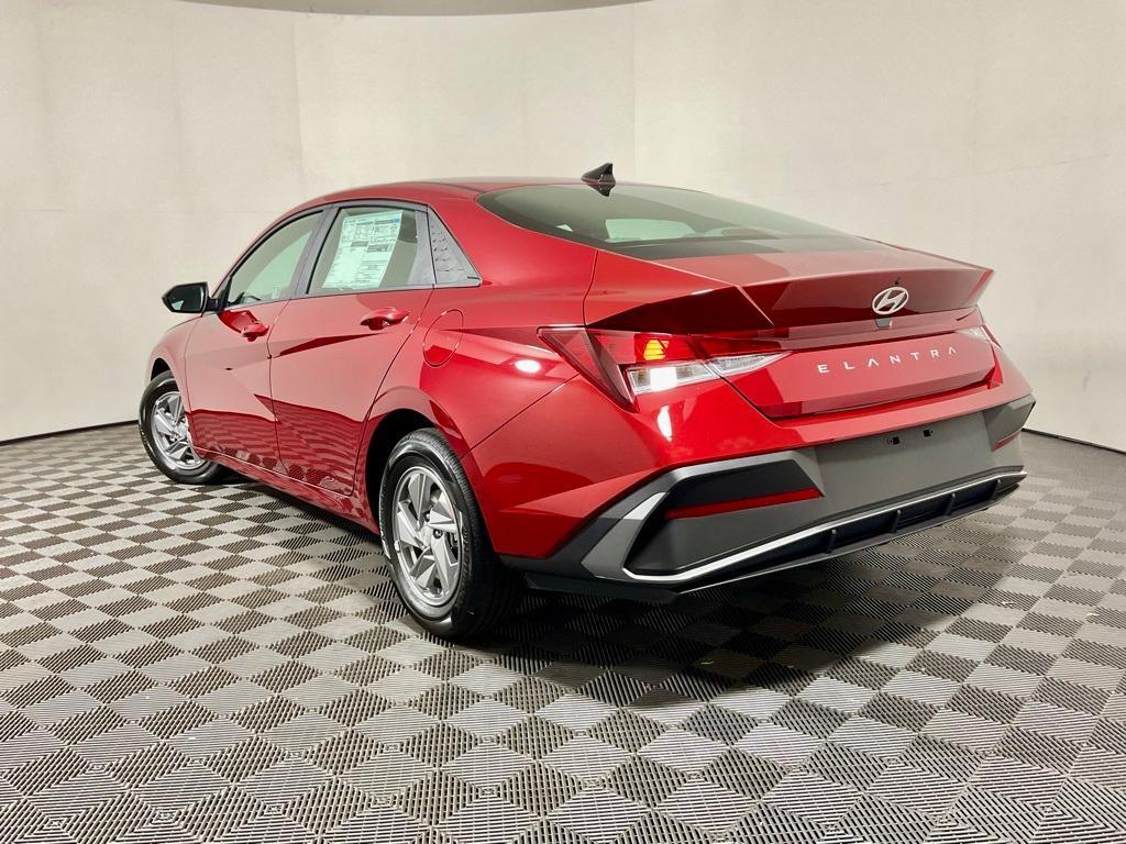 new 2025 Hyundai Elantra car, priced at $23,000