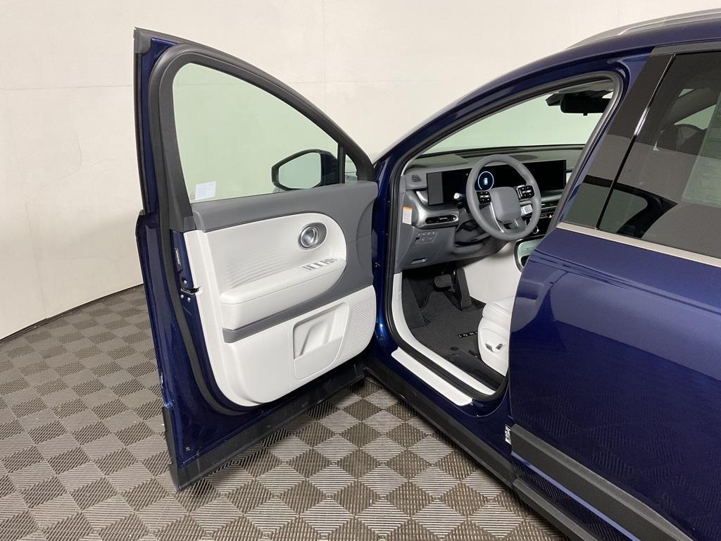 new 2026 Hyundai IONIQ 9 car, priced at $64,840