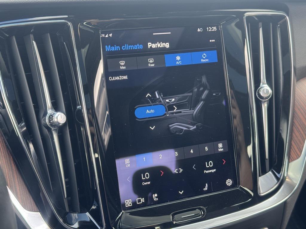 used 2024 Volvo S60 car, priced at $24,700