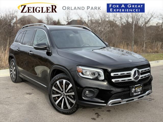 used 2022 Mercedes-Benz GLB 250 car, priced at $30,000